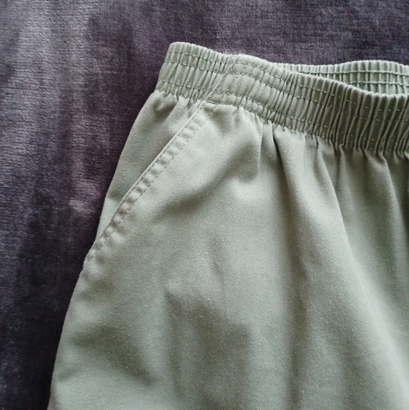Sage green pants - Picture 3 of 11